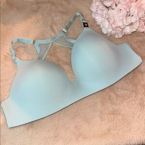 Victoria’s Secret Smooth Wireless Light Blue Bra Lace Racer Back Size 34DDD